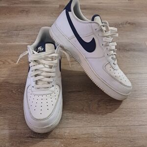 NIKE Air Force 1 White Blue Low Swoosh Sneakers Men's Size 11.5